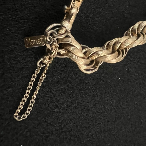 Vintage MONET Twisted Rope Chain Gold Tone Bracelet 1960's Size 6.5" - Picture 3 of 7
